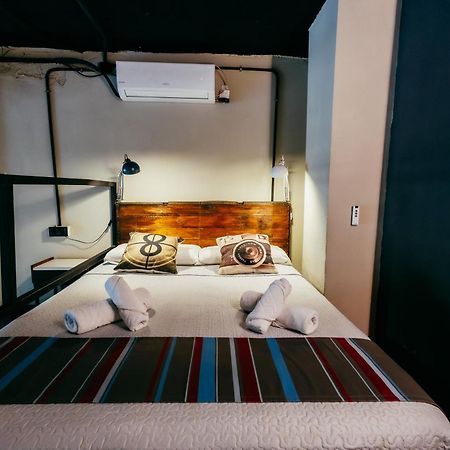 Apartment Ruzafa Roots, 12 Min To Centre, Smart Tv, Wine บาเลนเซีย ภายนอก รูปภาพ